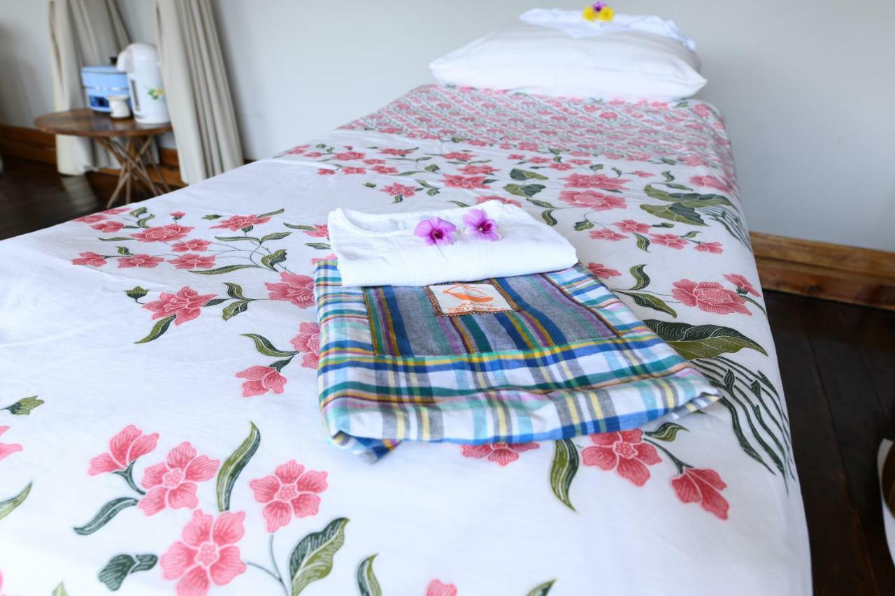 Sripakpra Boutique Resort Phatthalung Ban Pak Pra Buitenkant foto